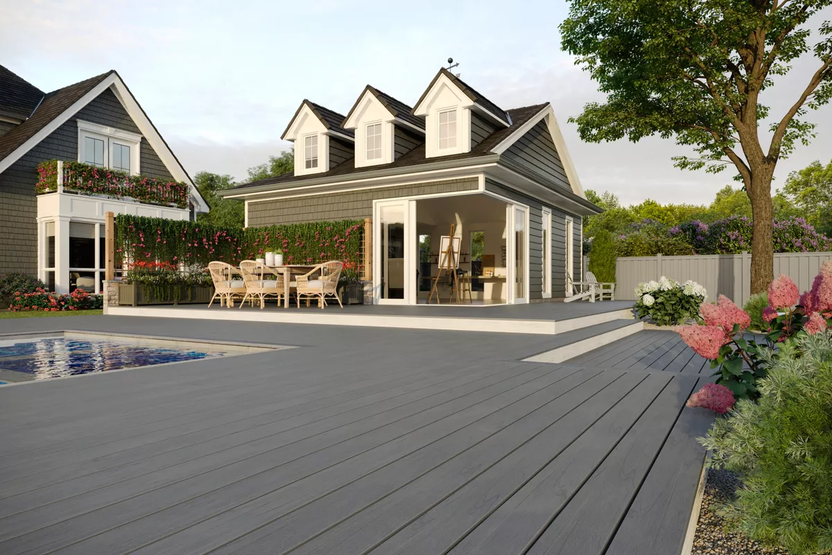 Trex Island Mist installed deck